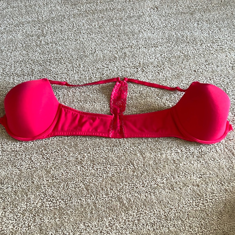 Victoria’s Secret t strap bra